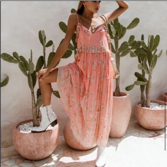 Spell Hendrix Boho Strappy Gown - Picture 5 of 16